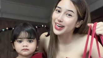 Wow! Dilan Janiyar Kadoi Anak 2 Tahun Gelang Cartier Rp 35 Juta