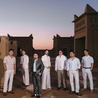 Selain Vidi, beberapa artis lain, seperti, Harris Vriza, Rizky Febian, Thariq Halilintar, dan Al Ghazali juga menjadi groomsman di pernikahan Ranggaz Ananta Laksmana dan Angie Prijanto yang digelar di Marakech, Maroko, pada Kamis (8/1/2026). Foto: Instagram/@fcgweddings