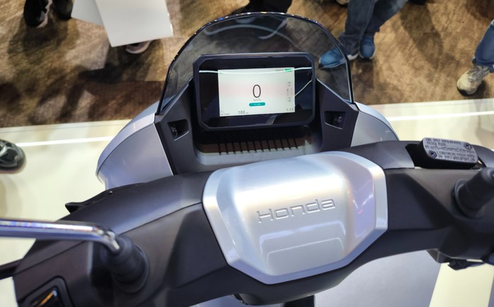 Tampang Unik Motor Listrik Terbaru Honda yang Harganya Rp 71 Jutaan