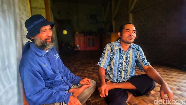 Ikoh Nuryadi (53) dan Saepul Rohman (43),