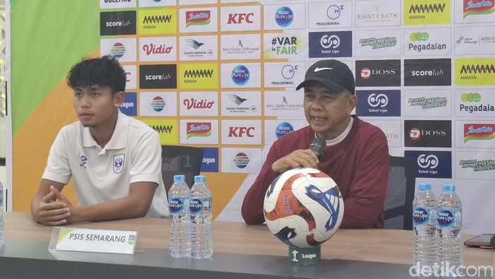 Jumpa pers PSIS Semarang di Stadion Maguwoharjo, Sleman, Jumat (9/1/2026).