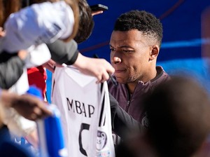 Mbappe Susul Madrid ke Jeddah untuk Hadapi Barca