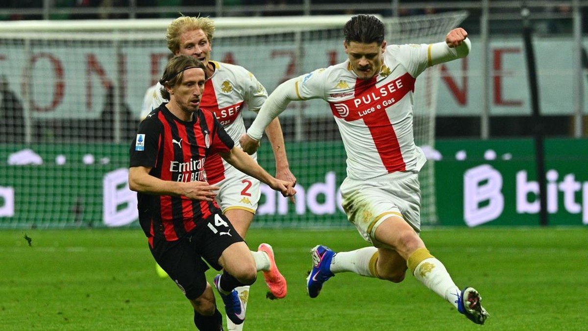 Hasil AC Milan vs Genoa. (Foto: Getty Images/Marco Mantovani)