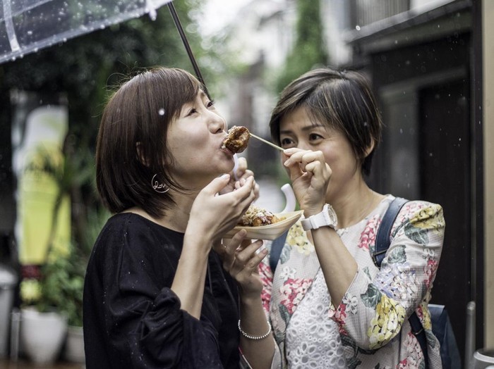 Makan Saat Musim Hujan