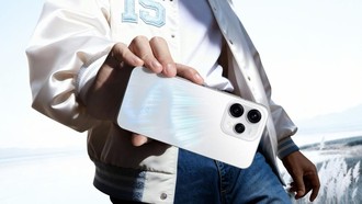 OPPO Resmi Buka Pre-Order Reno15 Series, Usung Desain Dancing Aurora