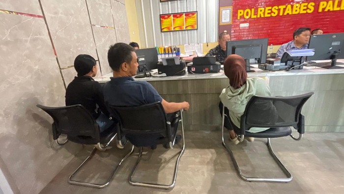 Pasutri laporkan tetangganya ke Polrestabes Palembang