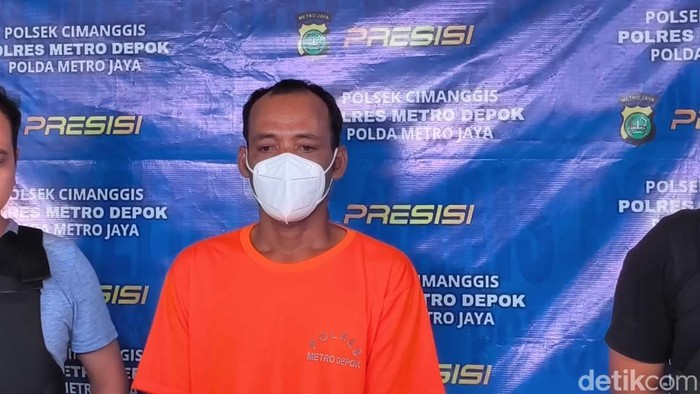 Potret Pembunuh Pria di Depok Kini Berbaju Tahanan dan Diborgol