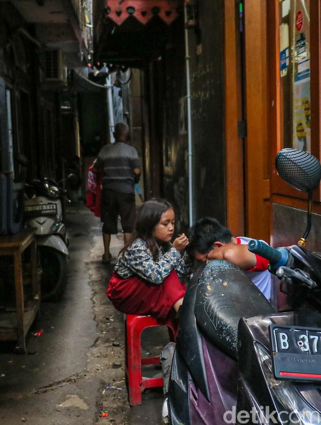 Potret Permukiman di Bawah Aspal Kota Jakarta