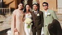 Thariq Halilintar dan Aaliyah Massaid foto bersama Ranggaz Laksmana dan Anggie. Ranggaz Laksmana juga dikenal publik sebagai pengusaha muda dengan banyak bisnis di bidang F&B, media massa, fashion dan olahraga. Dia merupakan komisaris Erspo. Ranggaz dijuluki Pangeran Jaksel karena sebagian besar bisnisnya berada di kawasan Jakarta Selatan dan sekitarnya. Foto: Instagram @thariqhalilintar