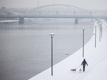 Salju Tebal Selimuti Krakow, Musim Dingin Polandia Kian Ekstrem