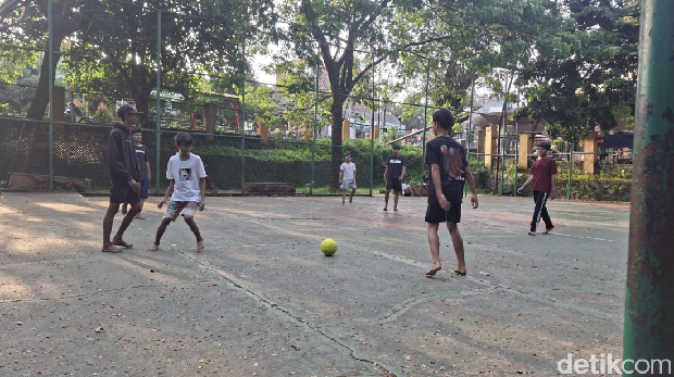 Taman Lembah Gurame di Pancoran Mas, Depok