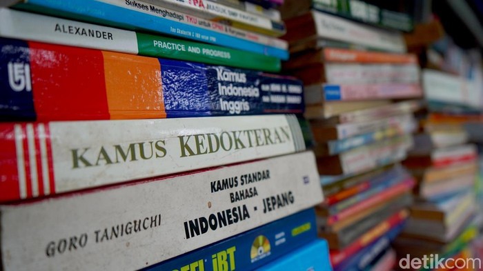 Toko buku bekas kampung ilmu Surabaya