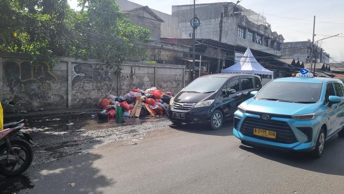 Problem Sampah Tangsel Belum Berhenti Meski Dibuang ke Cileungsi