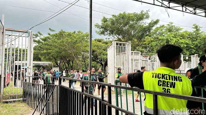 Animo suporter Persebaya Surabaya