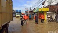 Banjir yang terjadi pada awal tahun 2026 ini terjadi akibat tingginya intensitas hujan di wilayah Kokop dan Konang.