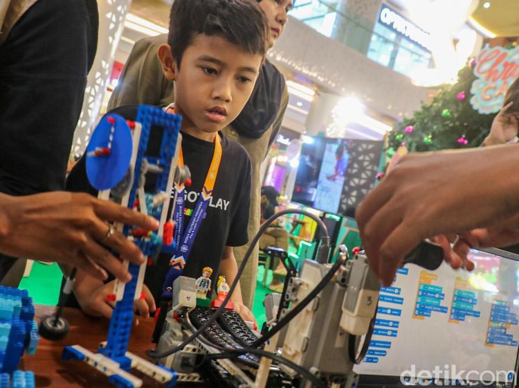 Bionix Robotic Gelar Kompetisi Building Speed Robotik Berbasis STEAM