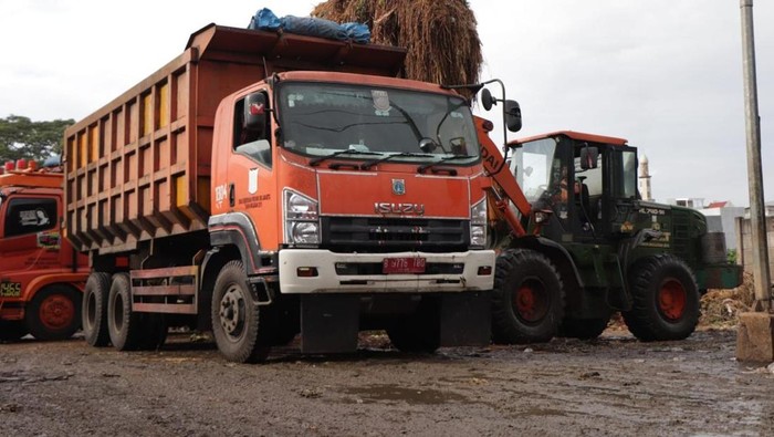 DLH Targetkan Pengangkutan Sampah di Pasar Kramat Jati Selesai 5 Hari