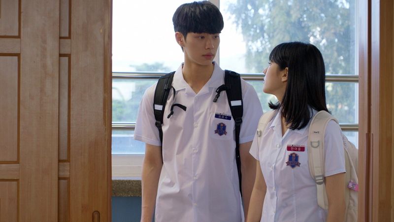 Every Day, We Adegan dalam film Every Day, We.