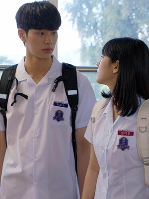 Potongan Adegan Lee Chae Min & Kim Sae Ron di Film Terbaru