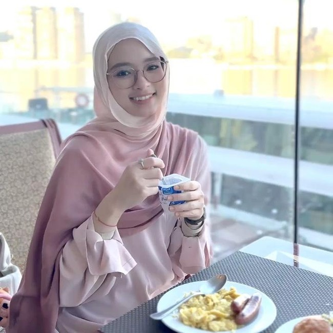 Inara Rusli Siap Lepas Insanul Fahmi