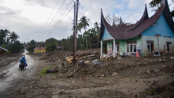 Pemkab Tanah Datar Usulkan Anggaran Pemulihan Pascabanjir Bandang Rp1,4 Triliun
