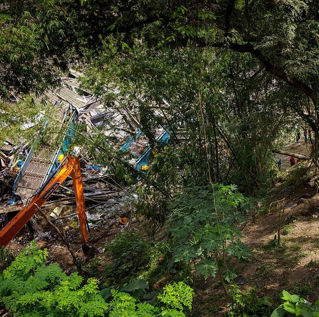 Longsor TPA di Filipina Tewaskan Tiga Orang, Puluhan Pekerja Terjebak