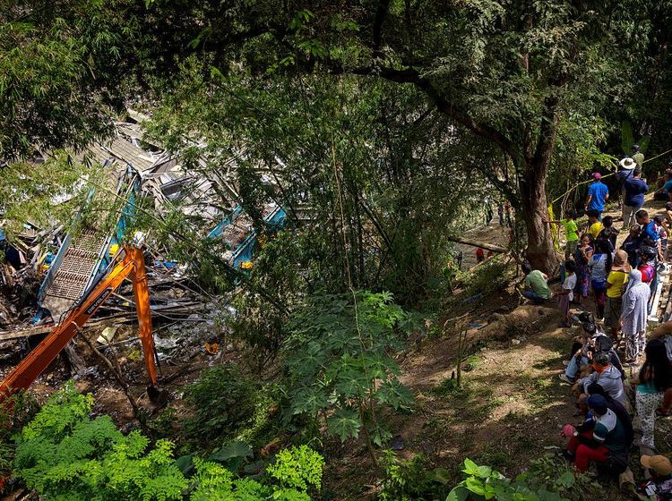 Longsor TPA di Filipina Tewaskan Tiga Orang, Puluhan Pekerja Terjebak