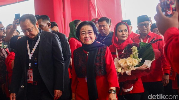 Megawati dan Sejumlah Kader Hadir di HUT ke-53 PDIP
