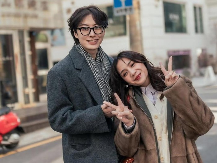 Keakraban Nagita dan Rafathar Bertemu Lee Won Jung di Korea Selatan