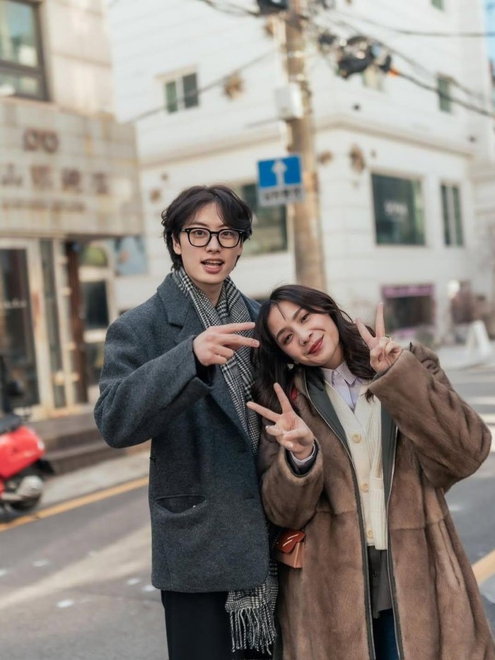 Keakraban Nagita dan Rafathar Bertemu Lee Won Jung di Korea Selatan