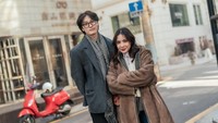 Nagita Slavina baru membagikan foto-foto saat dirinya pergi ke Korea Selatan bersama dengan Rafathar Malik Ahmad dilihat di akun Instagram pribadinya, pada Sabtu (10/1/2026). Nagita mengunggah foto saat bertemu dengan aktor Korea Selatan, Lee Won Jung. Foto: Instagram @raffinagita1717