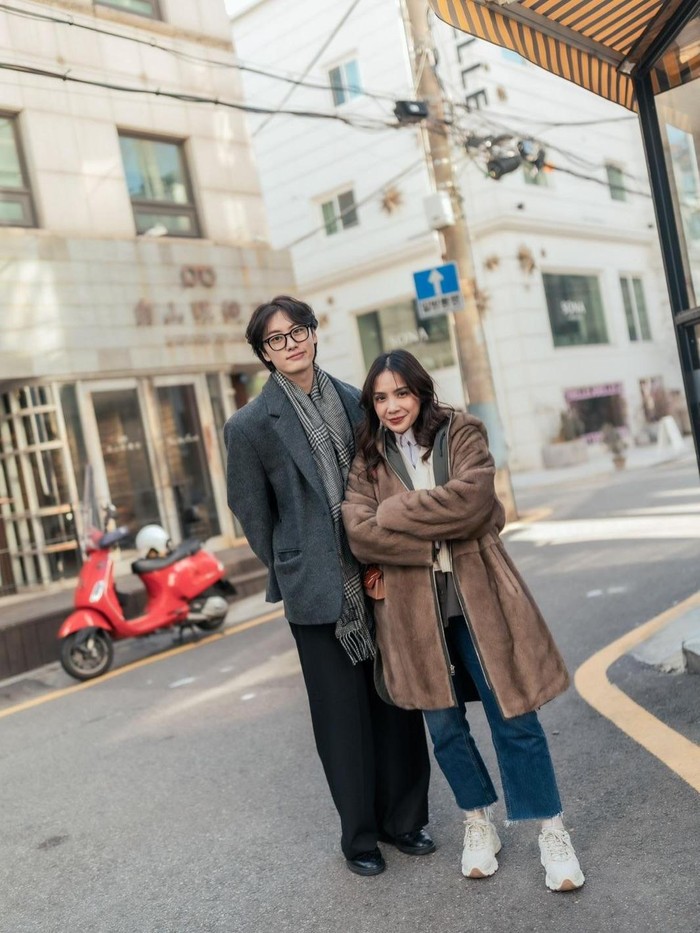 Keakraban Nagita dan Rafathar Bertemu Lee Won Jung di Korea Selatan