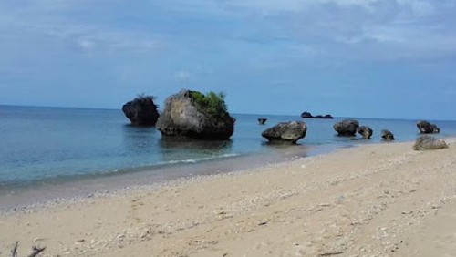 Pantai Batu Leli di Pulau Rote, Kabupaten Rote Ndao, NTT. (Foto: Dok. Kemenparekraf)