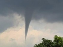 Puting Beliung Gegerkan Tulungagung Jatim, Ini Penjelasan BMKG