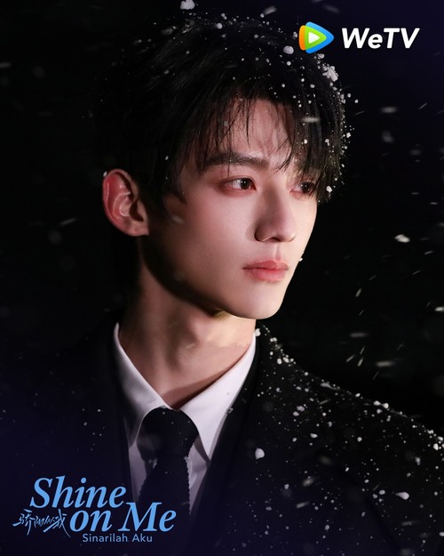 Adegan dalam drama China (Drachin) Shine On Me.