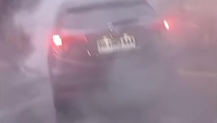 Viral Sopir HR-V Kena Serangan Jantung di Makassar Seruduk Mobil-Motor Parkir