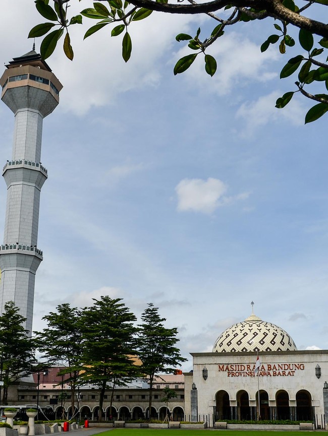 Status Masjid Agung Bandung sebagai Masjid Raya Jawa Barat Resmi Berakhir