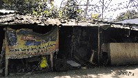 Toko Book Store tampak depan yang tak menyerupai sebuah toko buku.