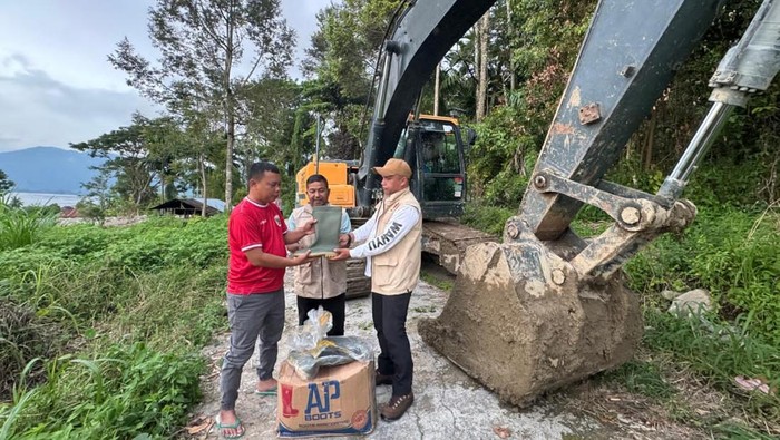 Andre Rosiade Respons Permintaan Warga, Kirim Ekskavator ke Maninjau