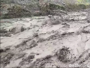 Hujan Deras Picu Banjir Lahar Semeru, Warga Lumajang Diimbau Waspada