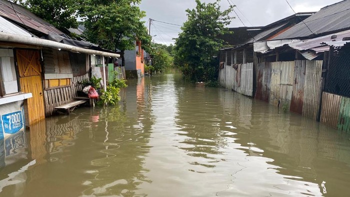 94 Warga Mengungsi Akibat Banjir di Katimbang Makassar