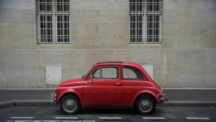 Red Car Theory: Cara Otak Memilih Apa yang Terlihat
