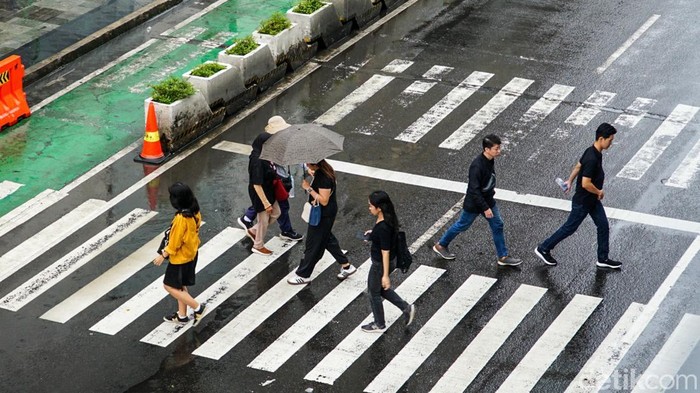 Prediksi Cuaca di Jabodetabek 19-25 Januari 2026, Hujan Lebat Mengintai!