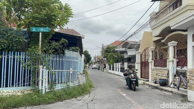 Jalan di Surabaya yang menggunakan nama-nama zodiak. Jalan di Surabaya yang menggunakan nama-nama zodiak.