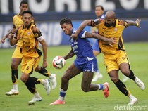 Laga Persija Vs Persib Dipindah ke Samarinda, Ini Alasannya