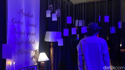 Melihat Pameran Yang Terhormat Karya Raissa Anggiani di Malang