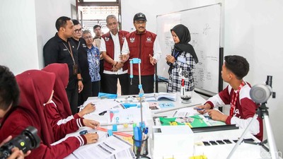 Momen Gus Ipul Tinjau Sekolah Rakyat di Kalsel