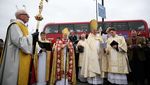 Ritual Sakral di London, Sungai Thames Kembali Diberkati