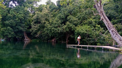 Suasana wisata air Gumbang Ganang, Desa Obel-obel, Kecamatan Sambelia, Lombok Timur, NTB, Minggu (11/1/2025). (Sanusi Ardi W/detikBali)