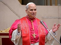 Paus Leo Resmi Pindah ke Apartemen Kepausan di Istana Apostolik